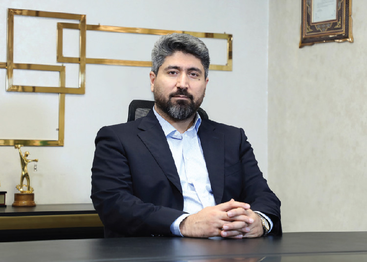 بهرنگ-اسدی-مدیرعامل-صباتامین